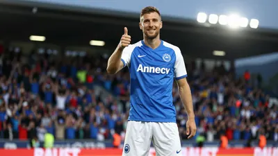 Annecy accueille Paul Seixas pour le coup d'envoi de la rencontre face à Rodez, en Ligue 2