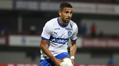 Le FC Annecy réalise un départ parfait en Ligue 2, mais la blessure de François Lajugie inquiète les supporters